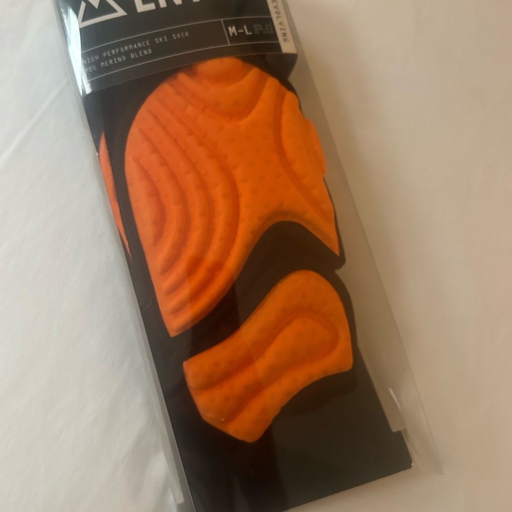 Entry Orange Athletic Socks Dynamic Design